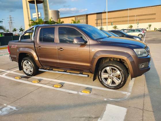 VOLKSWAGEN AMAROK 2.0 HIGHLINE 4X4 CD 16V TURBO INTERCOOLER DIESEL 4P AUTOMÁTICO